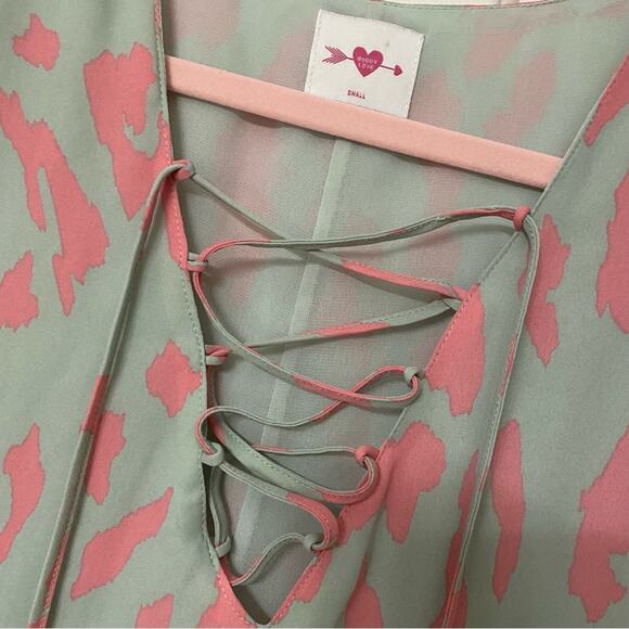BUDDY LOVE • Pink + Grey Leopard Animal Print Lace Up Front Dress - Picture 4 of 6